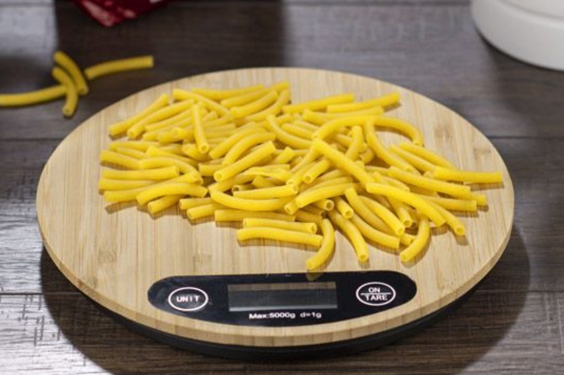 lesena kuhinjska digitalna tehtnica